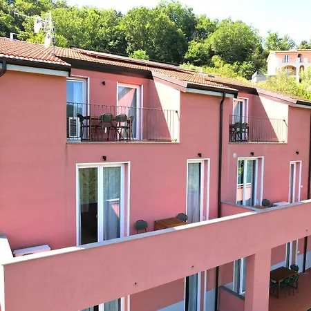 Aparthotel 5 Terre Il Parco Ciclabile