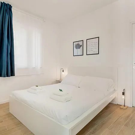 Lägenhetshotell Il Parco Apartment- Nature & Relax-road To 5terre Beverino
